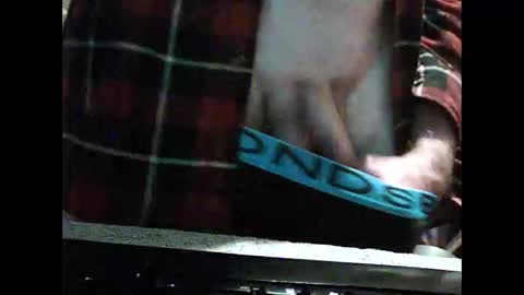 Snapshot of imaussiechris chatting on 12-18-24, 08:53 Aussie Guy online show from 12-18-24, 08:53