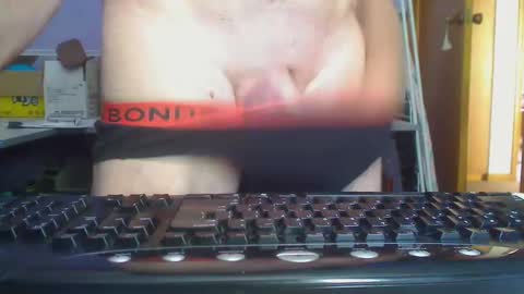 Snapshot of imaussiechris chatting on 03-04-25, 12:39 Aussie Guy online show from 03-04-25, 12:39