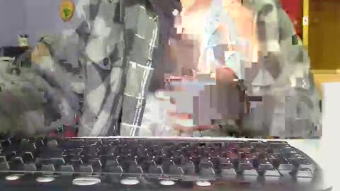 Snapshot of imaussiechris chatting on 11-21-25, 12:43 Aussie Guy online show from 11-21-25, 12:43