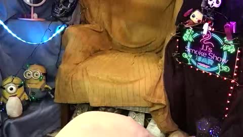 JJ online show from 11-19-25, 03:01