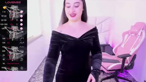  independient model online show from 10-31-25, 01:45