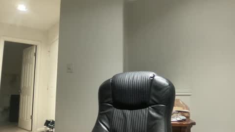 Snapshot of imightgetnaked chatting on 02-18-25, 01:43 imightgetnaked online show from 02-18-25, 01:43