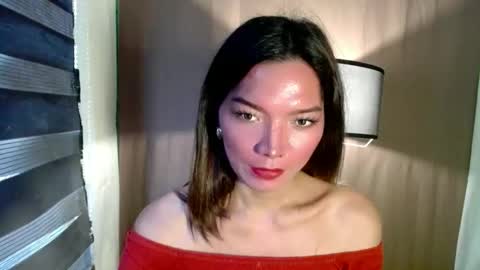 Mika online show from 12-23-25, 07:28