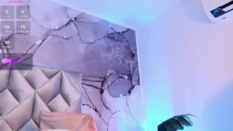 Leana online show from 02-25-25, 11:11