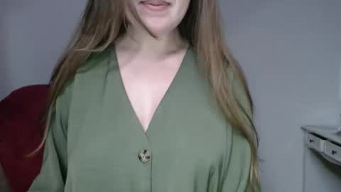 Pola online show from 02-18-26, 11:01