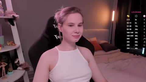 Snapshot of imnotmia chatting on 07-03-26, 10:10 Mia online show from 07-03-26, 10:10