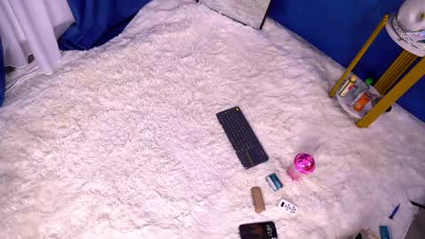 Scarlet online show from 04-25-26, 06:27