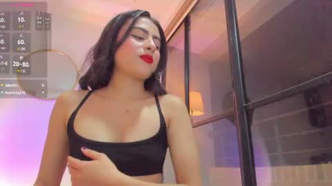Snapshot of imsofia_dy chatting on 06-25-26, 12:43 imsofia_dy online show from 06-25-26, 12:43