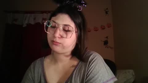 Snapshot of imsohornydacom chatting on 10-25-25, 01:46 Florencia online show from 10-25-25, 01:46