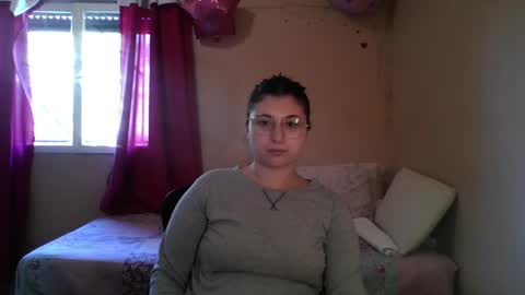 Florencia online show from 04-05-26, 06:49