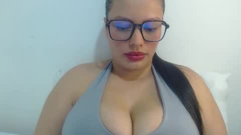 imsweetlips online show from 11-07-25, 05:24
