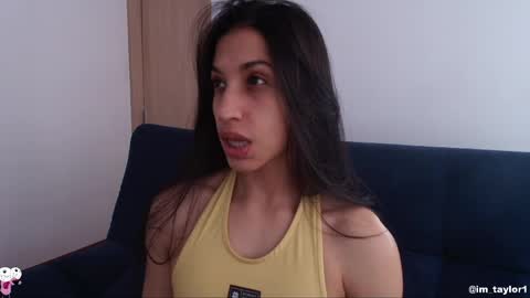 TAYLOR  online show from 04-15-26, 06:15