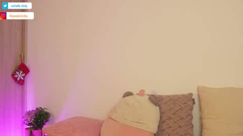 imvickyrachell_ online show from 12-22-25, 04:04