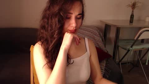 Snapshot of in_yan chatting on 09-09-25, 05:56 Lin online show from 09-09-25, 05:56