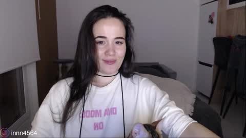 Snapshot of in_yan chatting on 02-24-26, 05:00 Lin online show from 02-24-26, 05:00