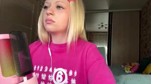 Lola online show from 03-07-26, 10:45