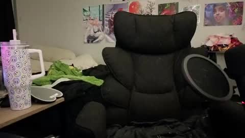 Inarafoxx online show from 04-22-26, 03:20