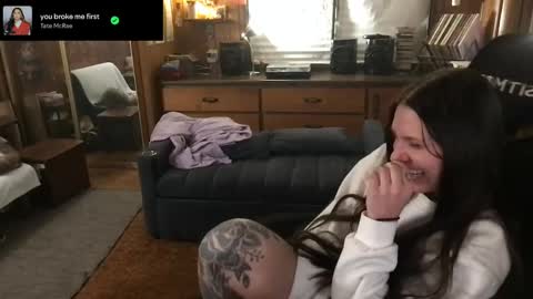 Carter online show from 03-12-26, 02:50