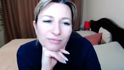 incredible_ariela online show from 12-15-24, 01:54