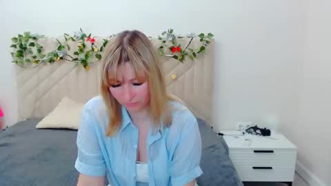 incredible_ariela online show from 05-08-26, 09:25