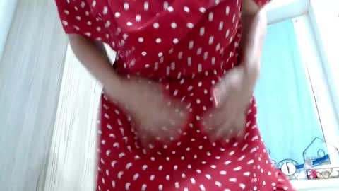 Della online show from 05-25-26, 05:19