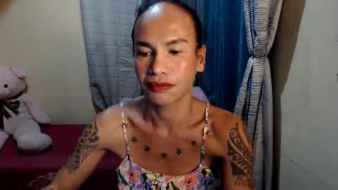 Snapshot of indaypakay_ts chatting on 06-08-26, 11:32 Pakay online show from 06-08-26, 11:32