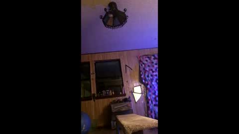 indegeniouscreature online show from 04-04-26, 07:28