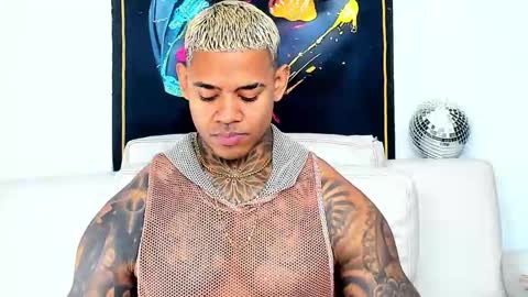 Snapshot of independent_project chatting on 12-02-25, 07:36 Jacobo online show from 12-02-25, 07:36