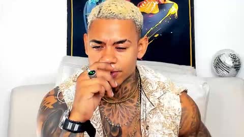 Snapshot of independent_project chatting on 12-05-25, 07:28 Jacobo online show from 12-05-25, 07:28