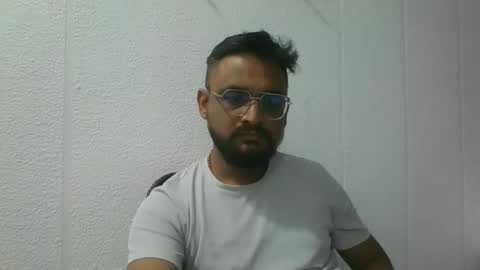 indian1433 online show from 12-15-25, 04:17