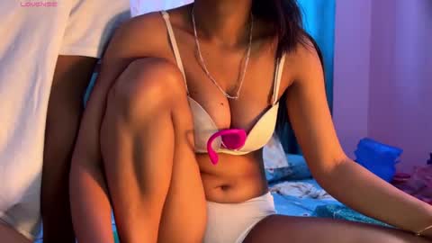 Snapshot of indian_couple247 chatting on 11-07-25, 02:44 new indian couple online show from 11-07-25, 02:44