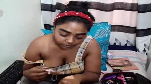 Snapshot of indian_firexx chatting on 05-11-26, 05:57 Tanya online show from 05-11-26, 05:57