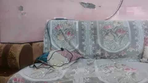 Snapshot of indian_goddess9 chatting on 01-04-25, 04:11 Parul online show from 01-04-25, 04:11