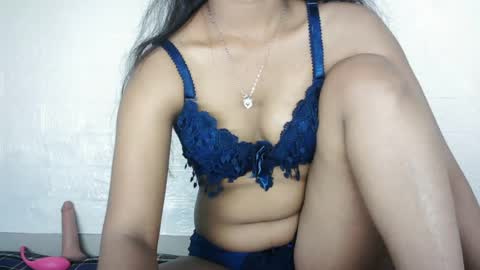 Saanu online show from 06-12-26, 03:27