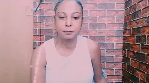 Snapshot of indian_spice_girl chatting on 07-17-26, 07:15 indian_spice_girl online show from 07-17-26, 07:15