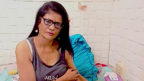Femiez online show from 04-01-26, 01:41
