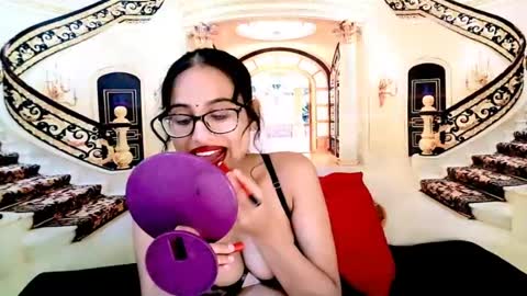 Snapshot of indianbootylicious1 chatting on 06-18-26, 09:25 nala online show from 06-18-26, 09:25