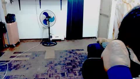 Snapshot of indiancatz2 chatting on 05-24-26, 06:57 anusha online show from 05-24-26, 06:57