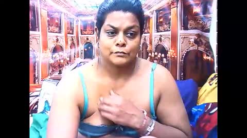 indiancherrypie online show from 12-19-25, 06:53