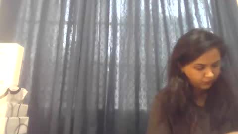 Snapshot of indiancutiexo chatting on 10-16-25, 05:19 indiancutiexo online show from 10-16-25, 05:19