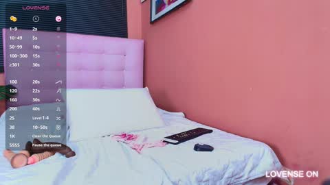 LITTLE AINHOA  online show from 12-22-24, 04:06