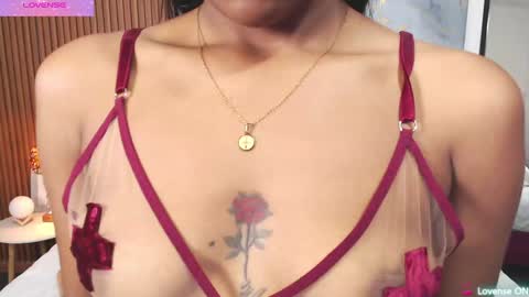 LITTLE AINHOA  online show from 01-06-25, 07:56