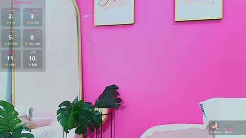 LITTLE AINHOA  online show from 01-19-25, 12:39