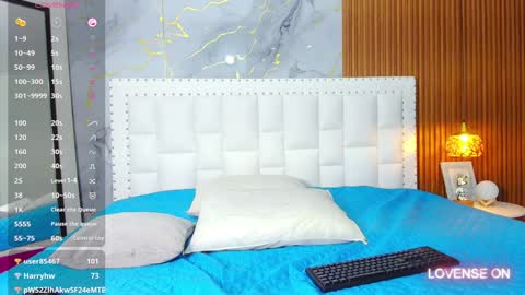 LITTLE AINHOA  online show from 01-30-25, 01:22