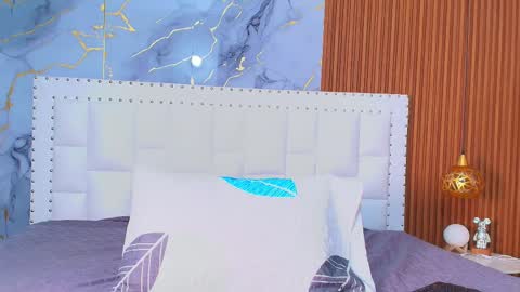 LITTLE AINHOA  online show from 02-21-25, 07:21