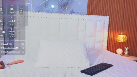 LITTLE AINHOA  online show from 02-27-25, 10:31