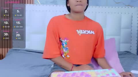 LITTLE AINHOA  online show from 01-05-26, 08:01