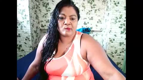Snapshot of indiandelia chatting on 01-23-25, 06:28 indiandelia online show from 01-23-25, 06:28