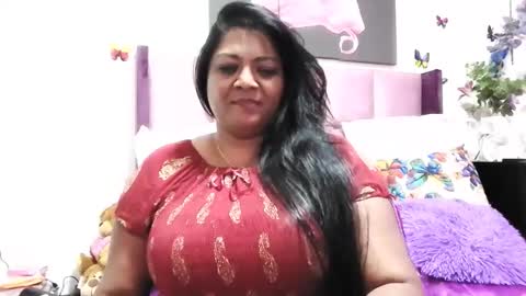 Snapshot of indiandelia chatting on 01-24-25, 07:18 indiandelia online show from 01-24-25, 07:18