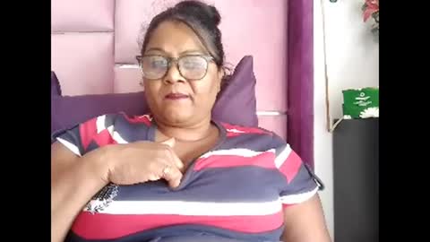 indiandelia online show from 11-18-25, 09:03